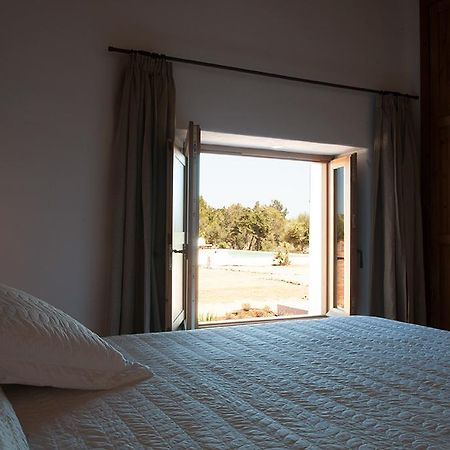 Ibiza Holliday Villa Harmony Sant Jordi de ses Salines Kamer foto